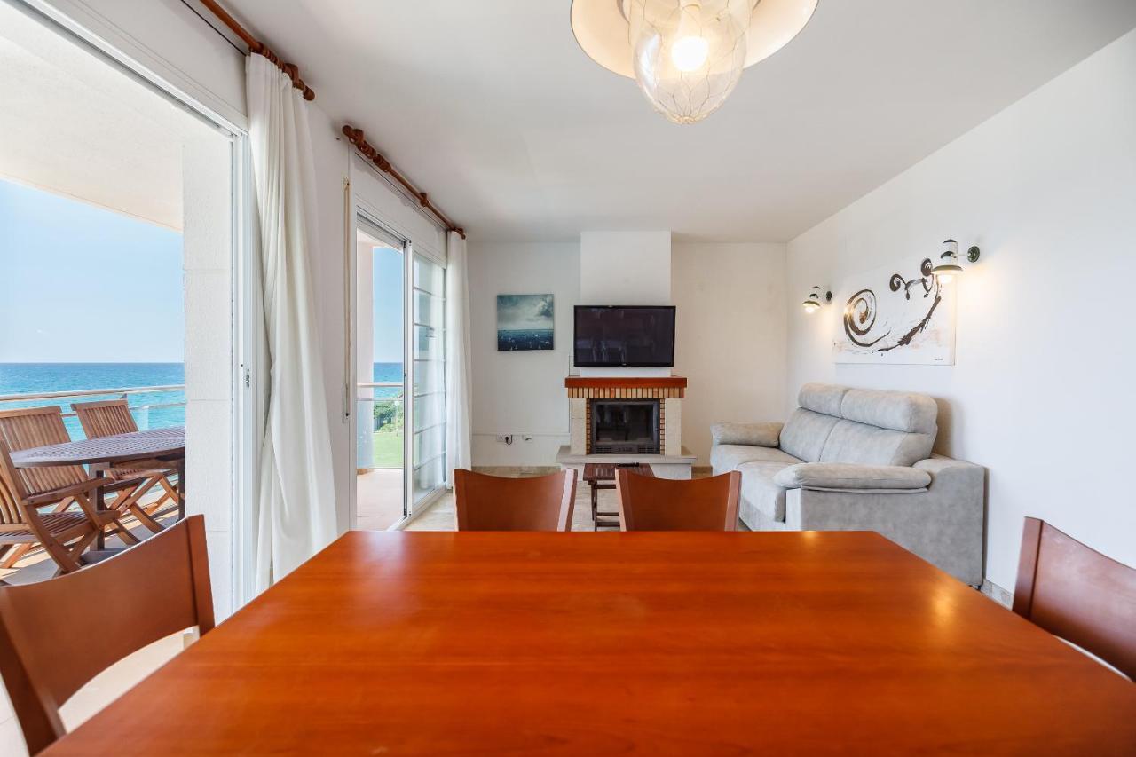 Uhc Arinsal Family Complex Apartment Salou Bagian luar foto