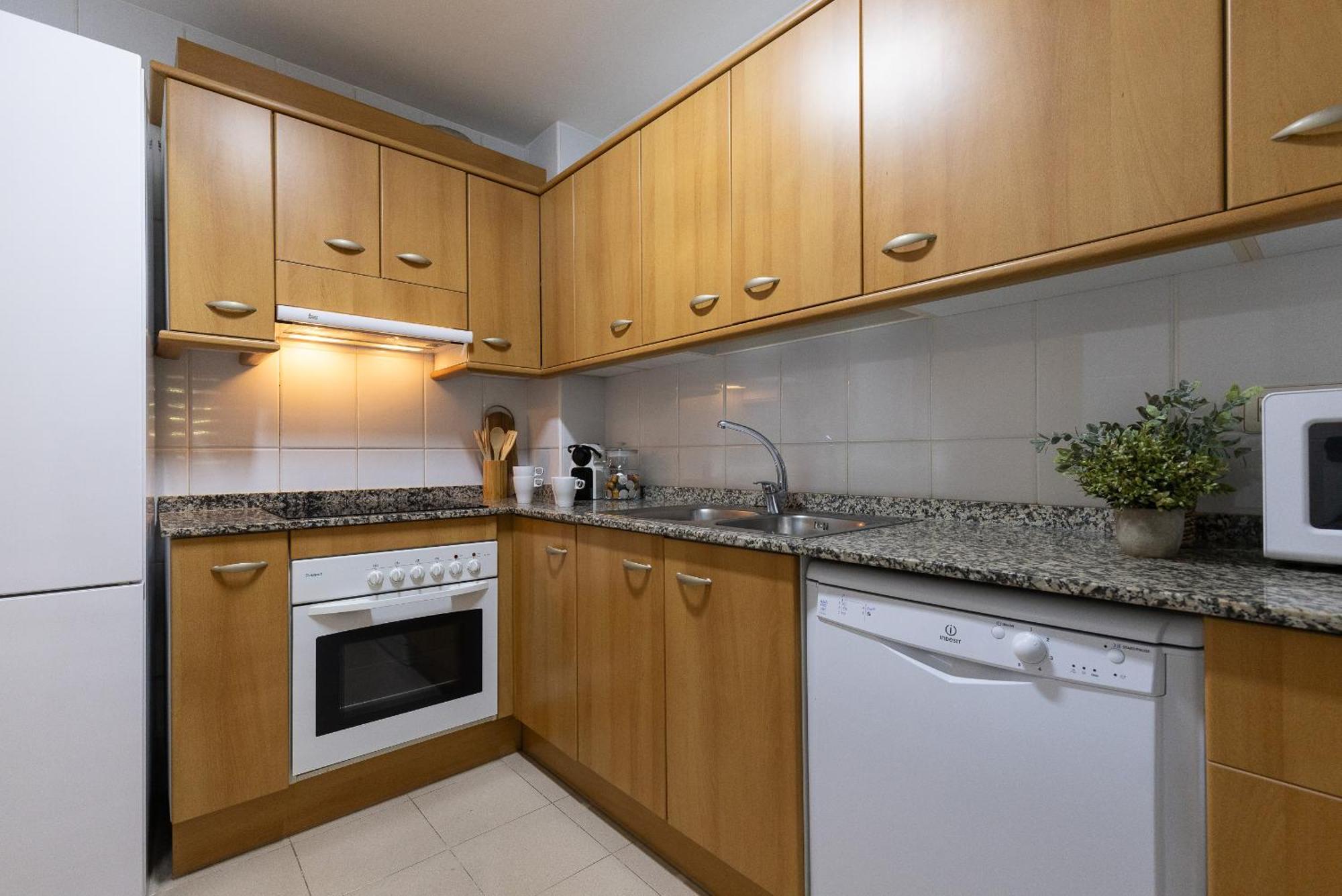 Uhc Arinsal Family Complex Apartment Salou Bagian luar foto