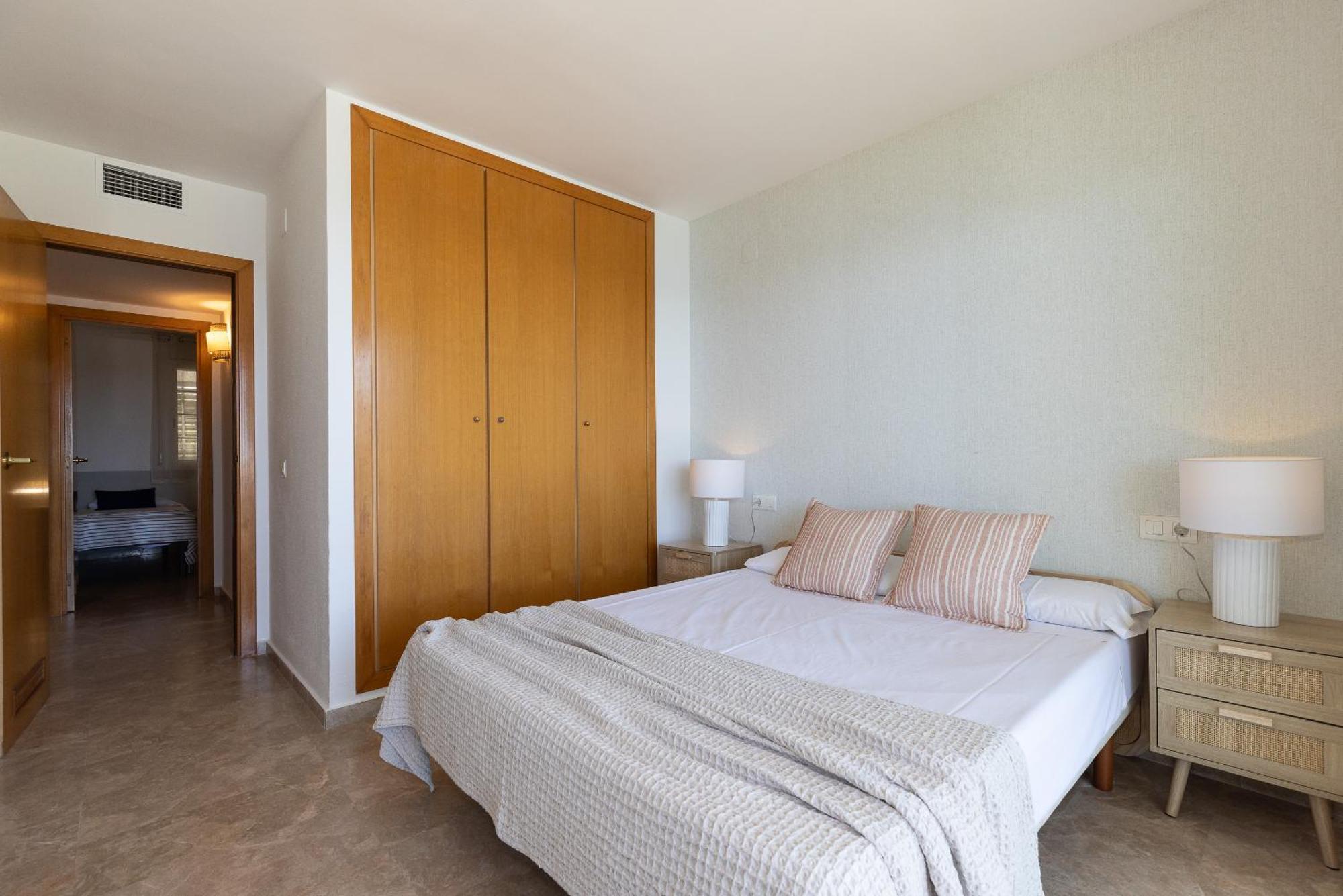 Uhc Arinsal Family Complex Apartment Salou Ruang foto