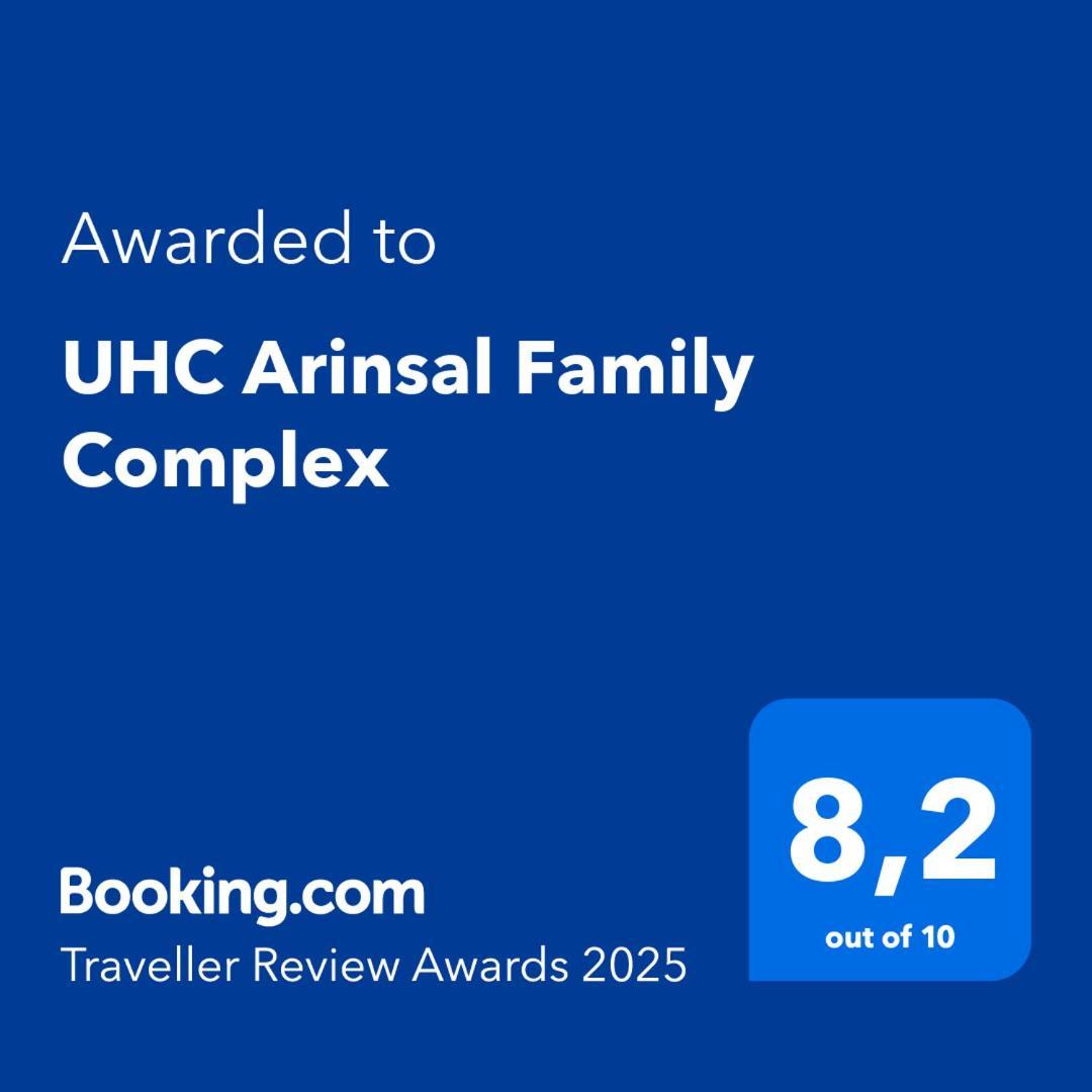 Uhc Arinsal Family Complex Apartment Salou Bagian luar foto