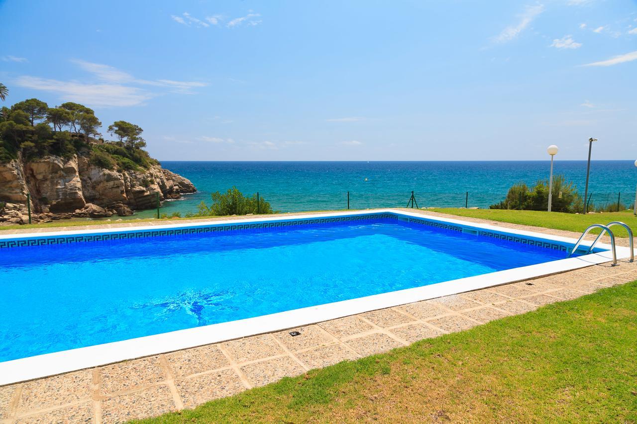 Uhc Arinsal Family Complex Apartment Salou Bagian luar foto